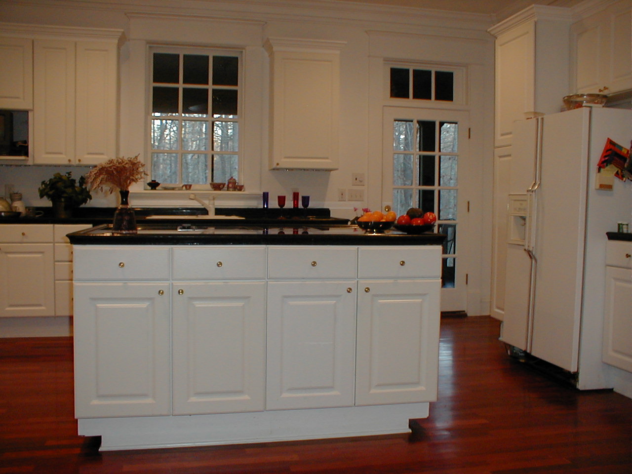 466kitchen.jpg
